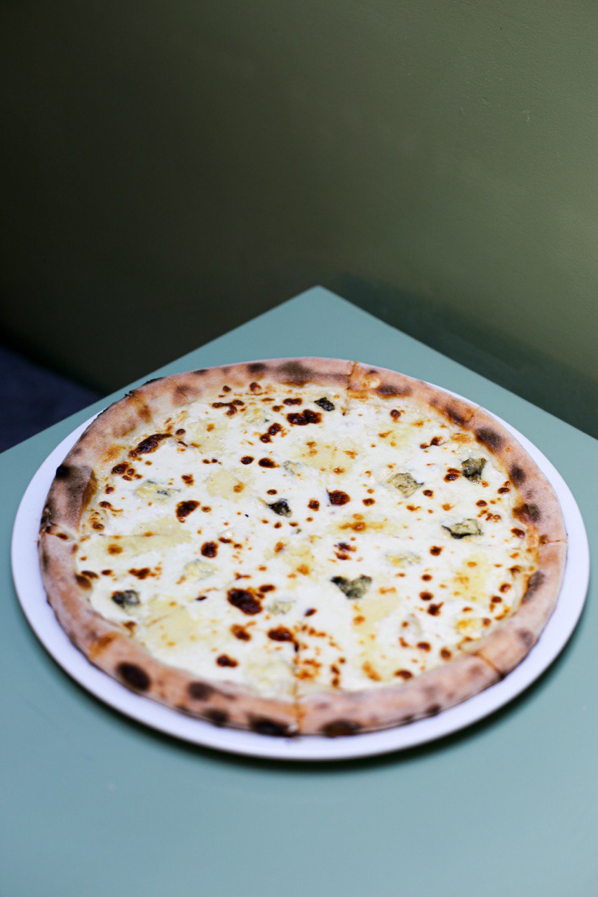 Піца Кватро-Формаджі 40 см