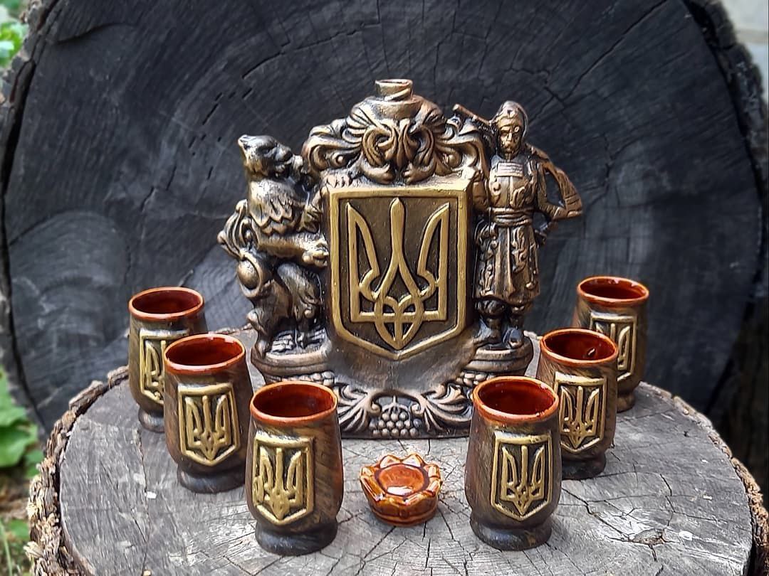 Подарунковий набір для спиртного Герб 1 літр - оригінальний подарунок