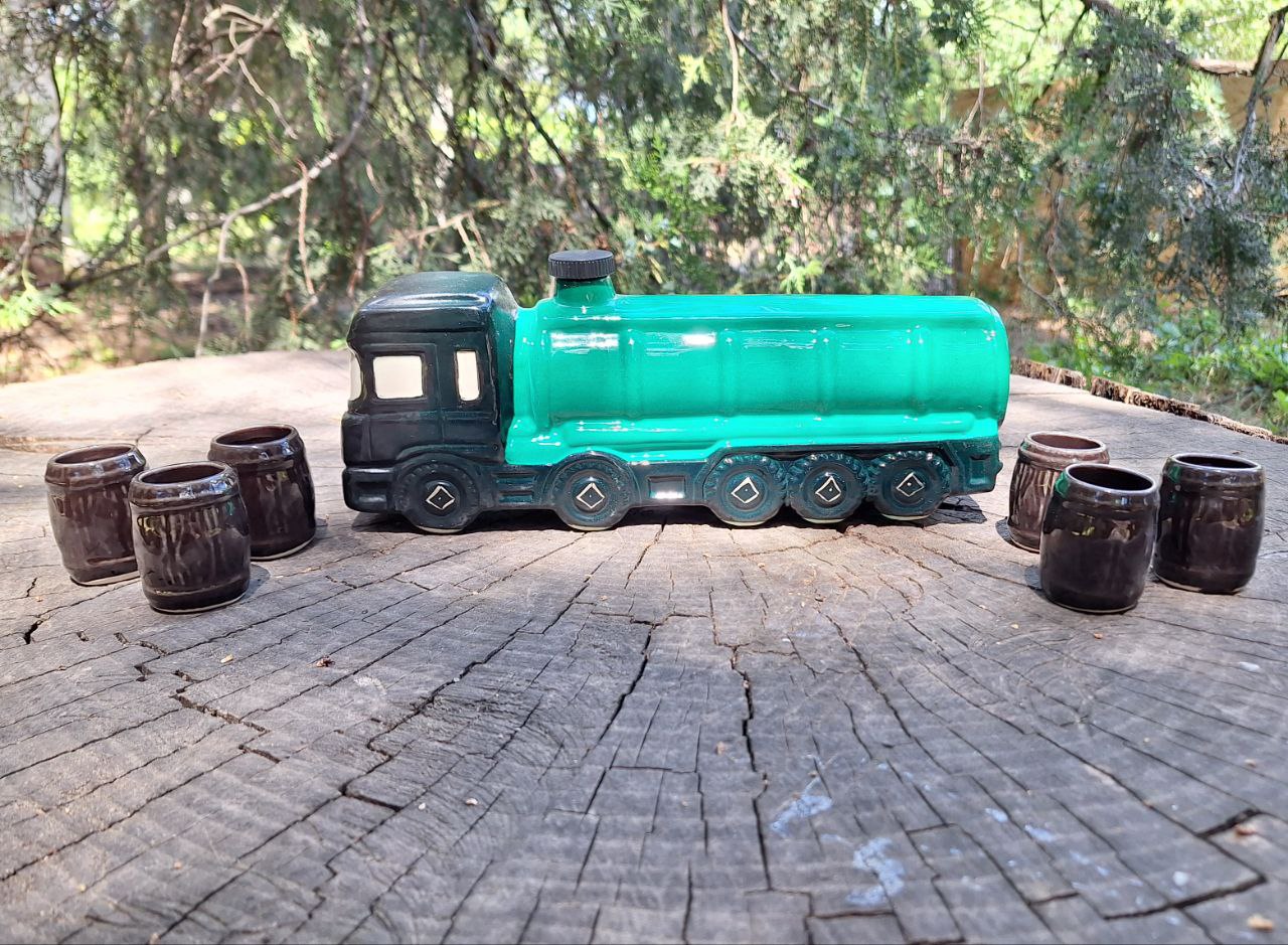 Подарунковий набір "Фура бензовоз" для спиртного - далекобійника, водія, чоловіка