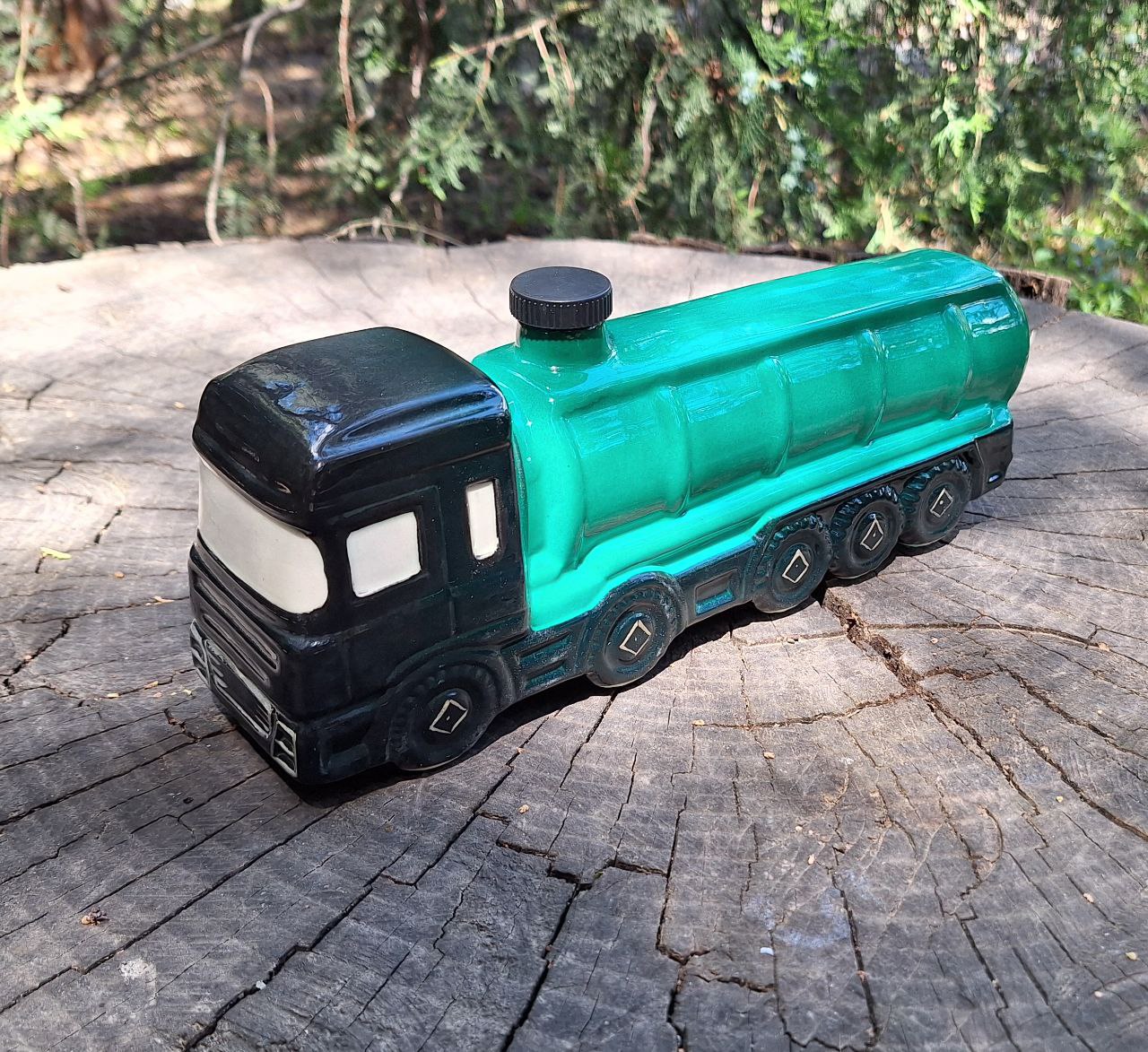 Подарунковий набір "Фура бензовоз" для спиртного - далекобійника, водія, чоловіка