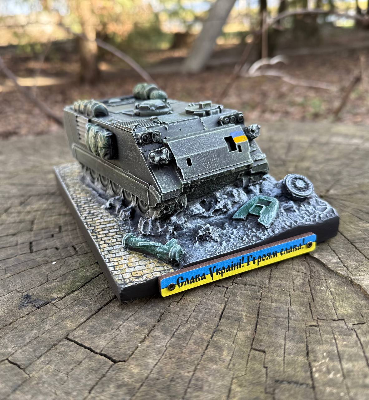 Статуетка M113 – військова діорама з гіпсу ручної роботи 20х13х10 см - Сувенір та подарунок для військового