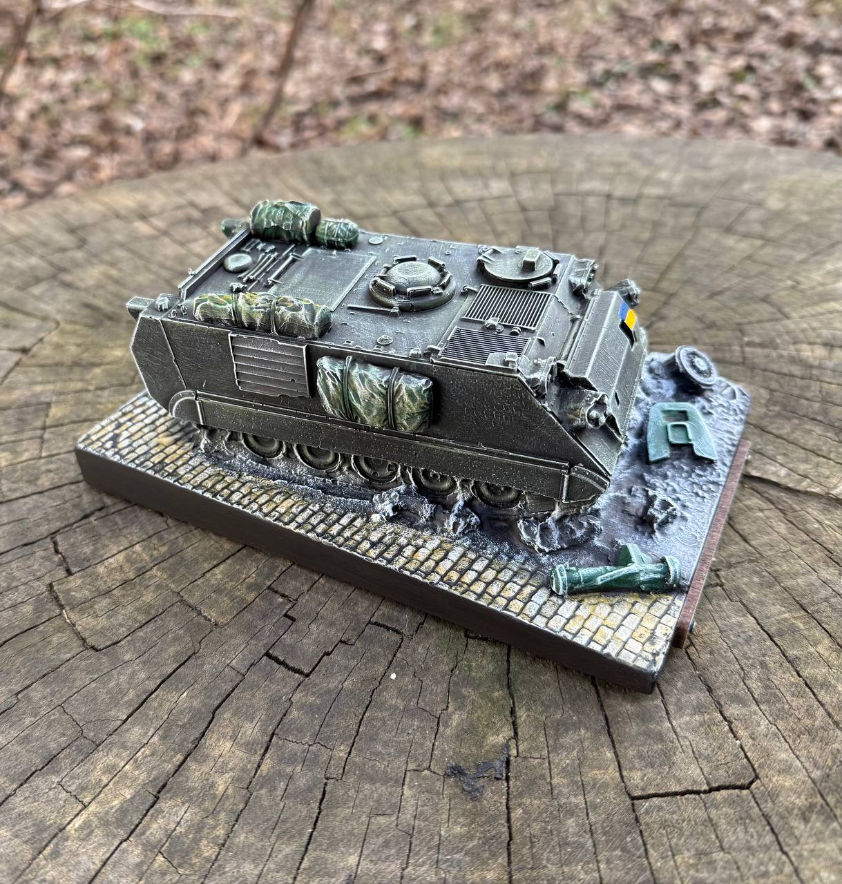 Статуетка M113 – військова діорама з гіпсу ручної роботи 20х13х10 см - Сувенір та подарунок для військового