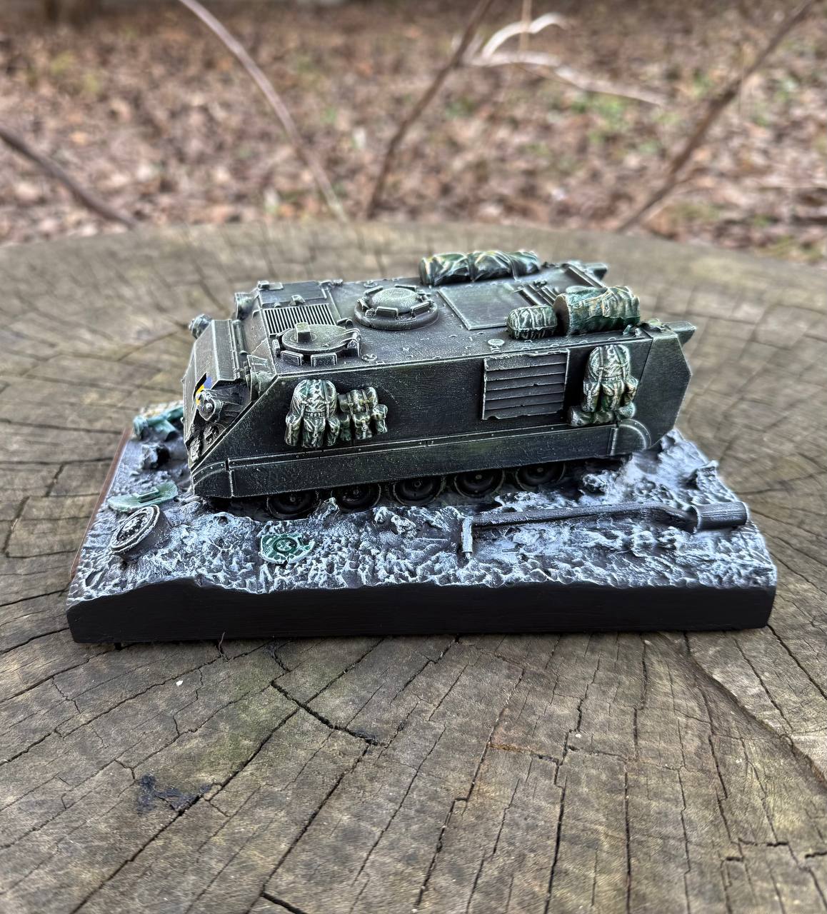 Статуетка M113 – військова діорама з гіпсу ручної роботи 20х13х10 см - Сувенір та подарунок для військового