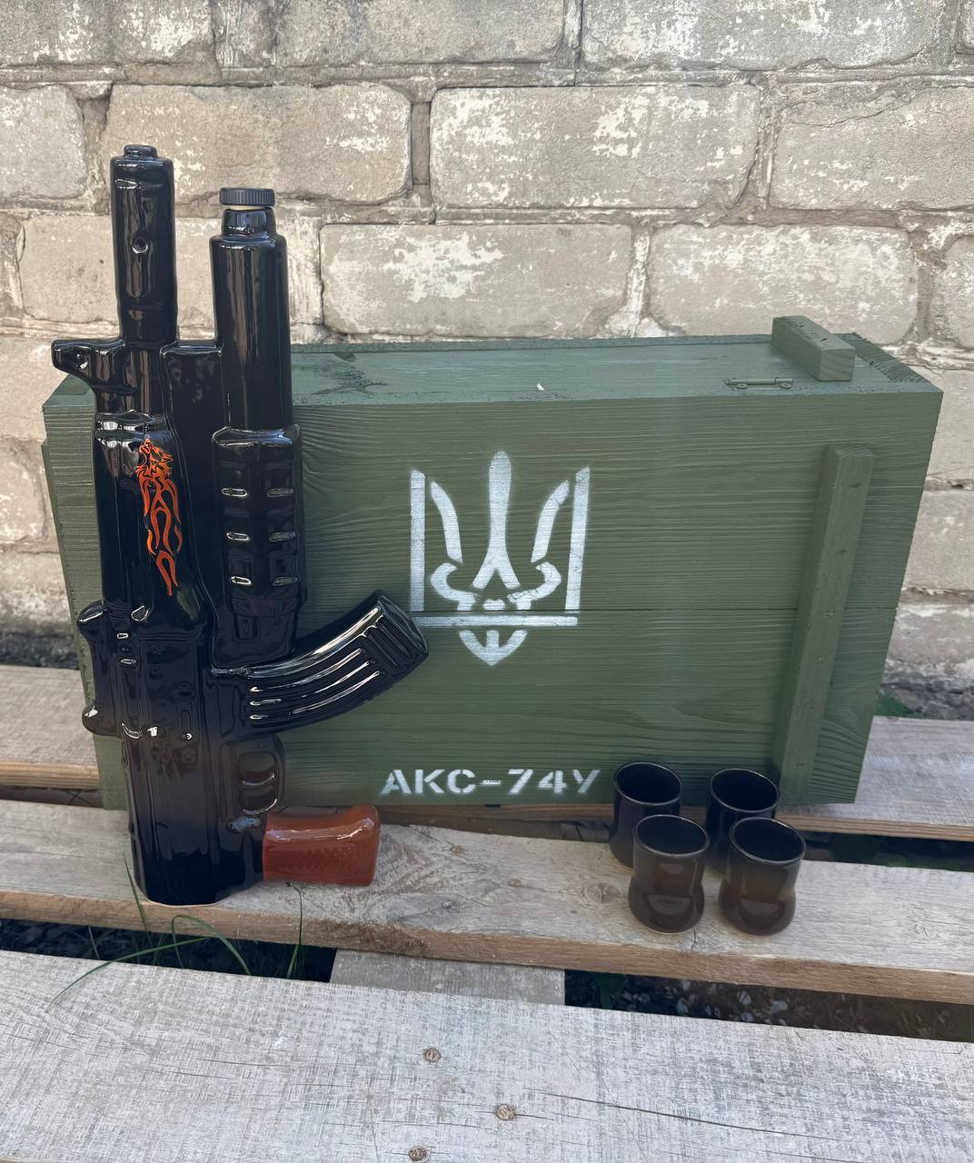 Подарунковий набір “АКС-74У” з графином та чарками для військових чоловіків, командира, побратима