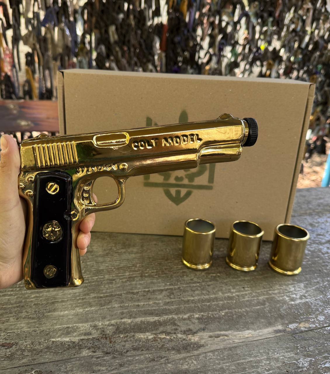 Подарунковий набір для чоловіка Золотий Кольт - для спиртного "Coolt Model"