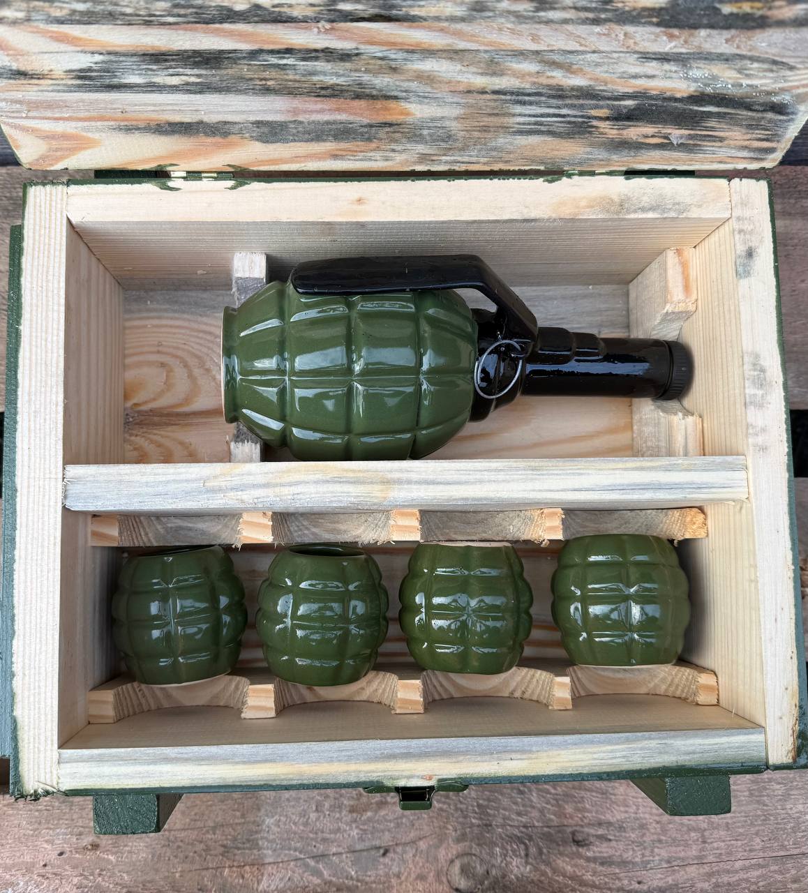 Подарунковий набір Бойовий Резерв Граната з чарками у ящику для чоловіка, військового, побратима, командира, товарища